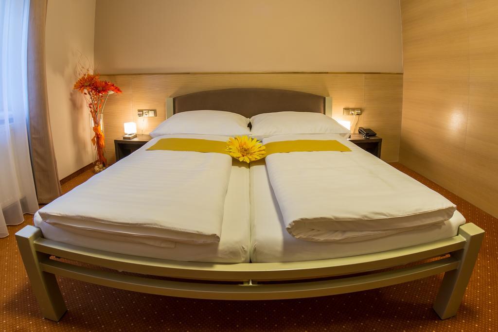 Hotel Lužnice Planá nad Lužnicí Habitación foto